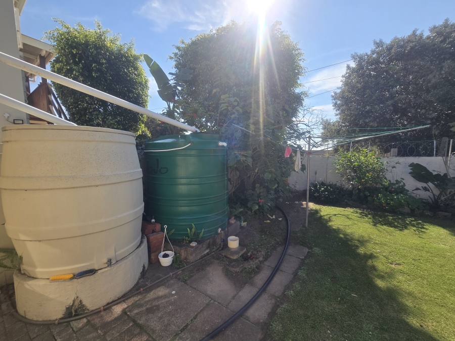 To Let 2 Bedroom Property for Rent in West Bank Eastern Cape